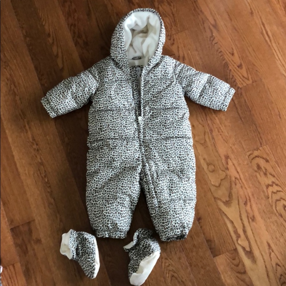 Puffy leopard snow suit